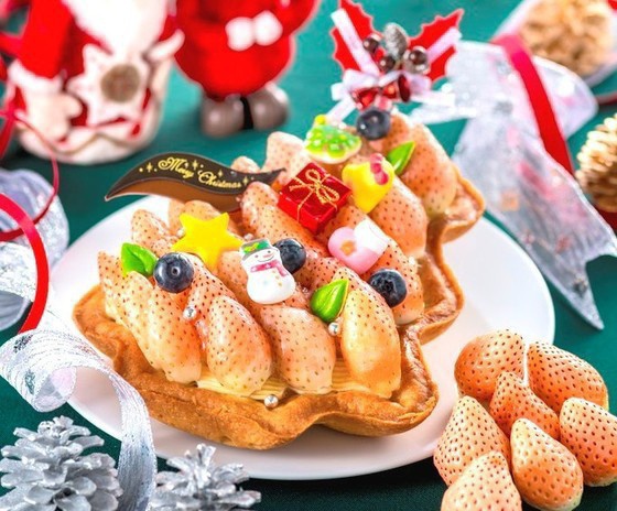 クリスマス限定 熊本県玉名市産“淡雪”白いちごのタルト - 菓子工房